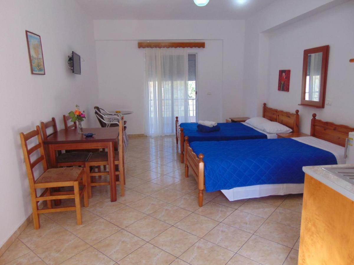 Hida Hotel apartamentowy Himara