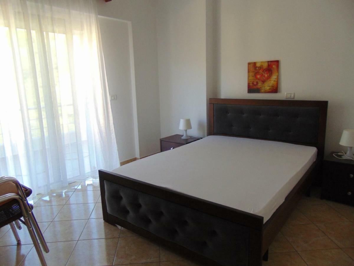 Hotel apartamentowy Hida Himara